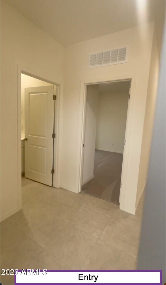 Building Photo - 16663 W Christy Dr