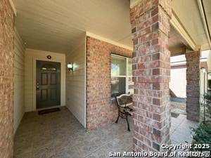 Building Photo - 3922 Canyon Pkwy