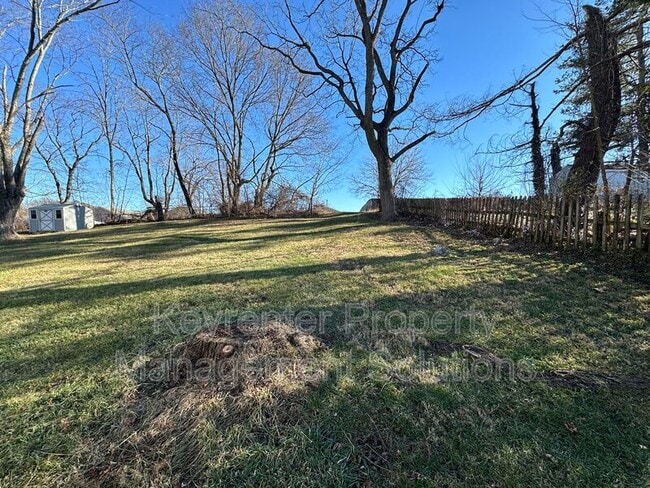 Building Photo - 621 C St