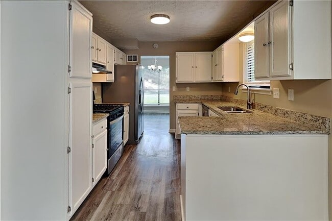 Building Photo - 1207 Ridgeside Dr NW