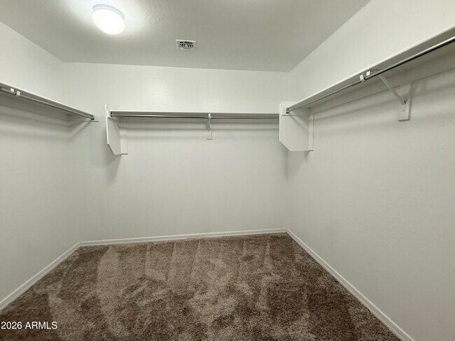 Building Photo - 5085 S 243rd Dr