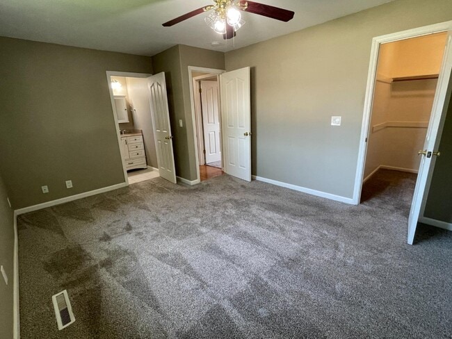 Building Photo - 1570 Camille Ct