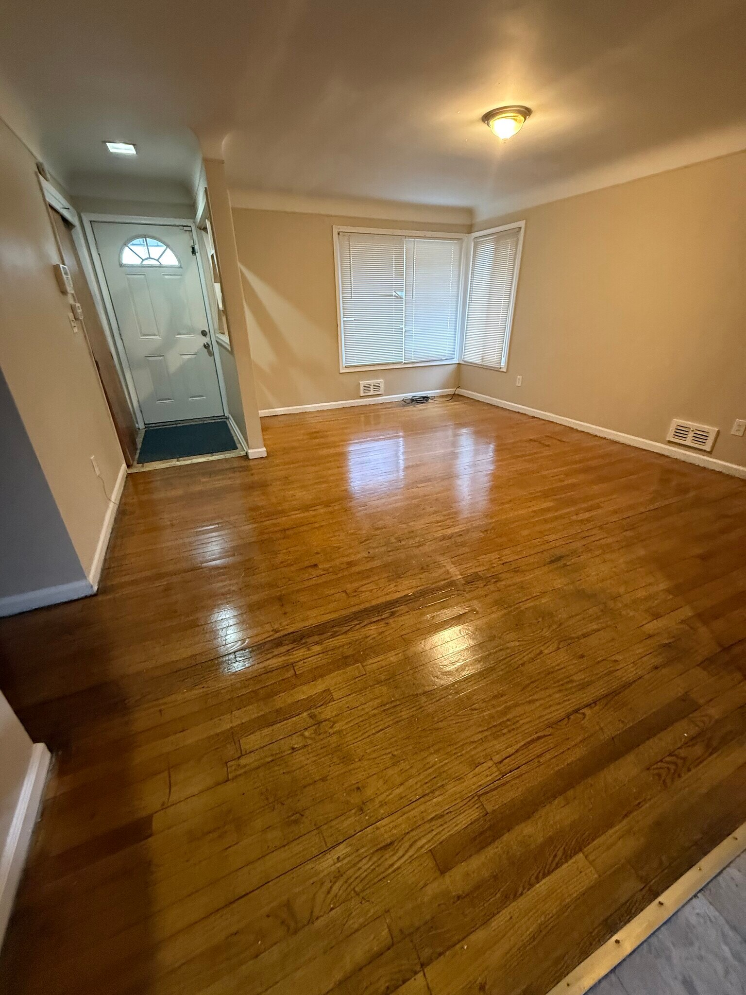 Building Photo - 13740 Pearson St