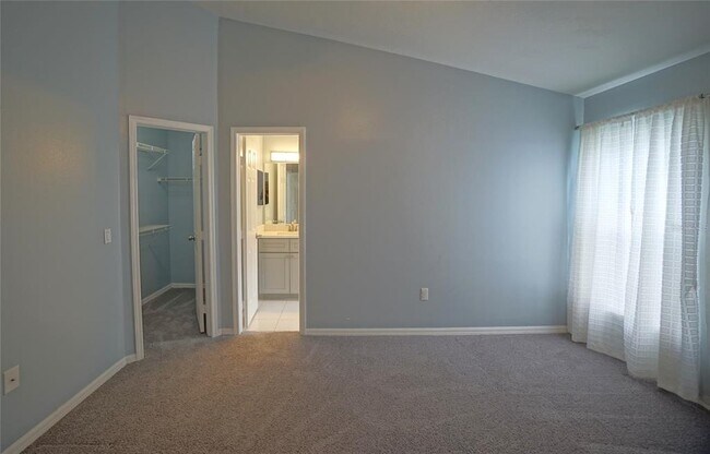 Building Photo - 2311 Cattleman Dr