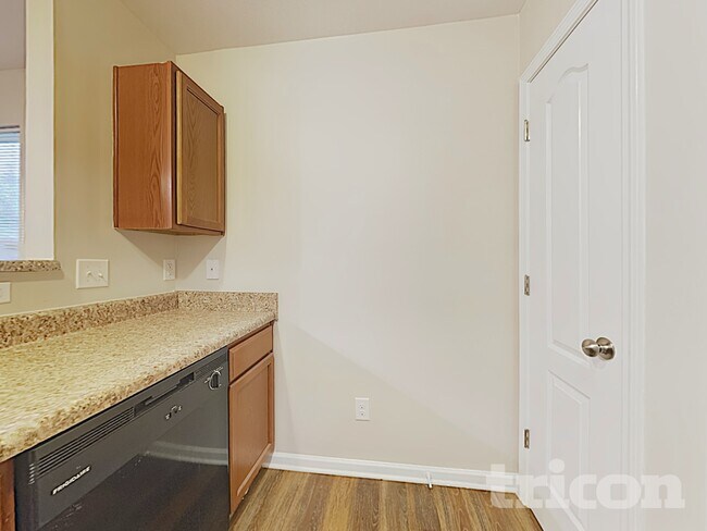 Building Photo - 572 Gentle Breeze Ln