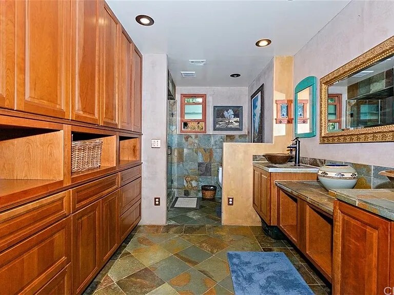 Building Photo - 2433 San Jacinto Ct