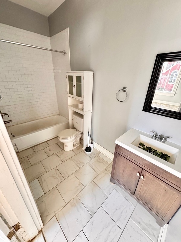 Building Photo - 2208 Venable St