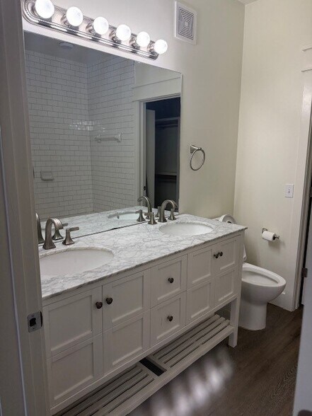 Building Photo - 4190 NW Meadow Creek Cir