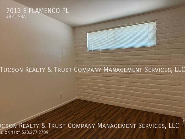 Building Photo - 7013 Flamenco Pl