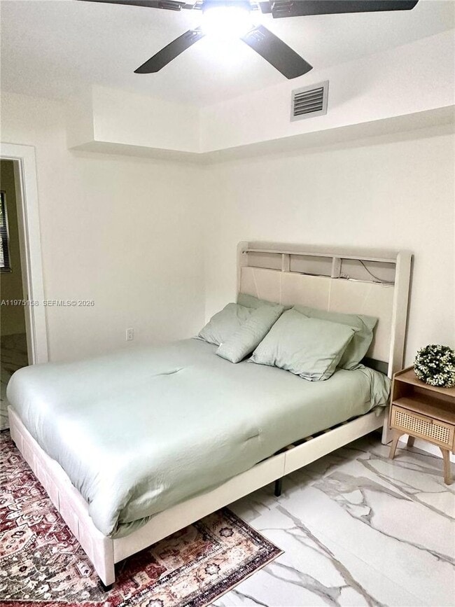 Building Photo - 237 NE 110th Terrace