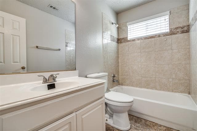Building Photo - 1520 Eaglepoint Dr