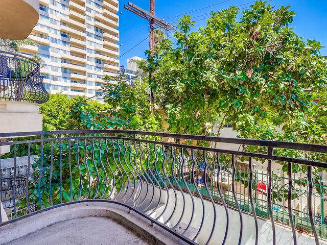 Building Photo - 700 S Ardmore Ave