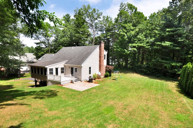 Building Photo - 64 Oak Ridge Dr