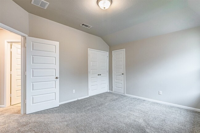 Building Photo - 32630 Turning Springs Dr