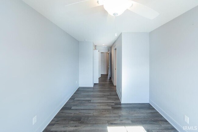 Building Photo - 1222 W Rangeview Cir