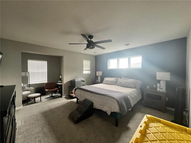 Building Photo - 7303 Fir Ln N