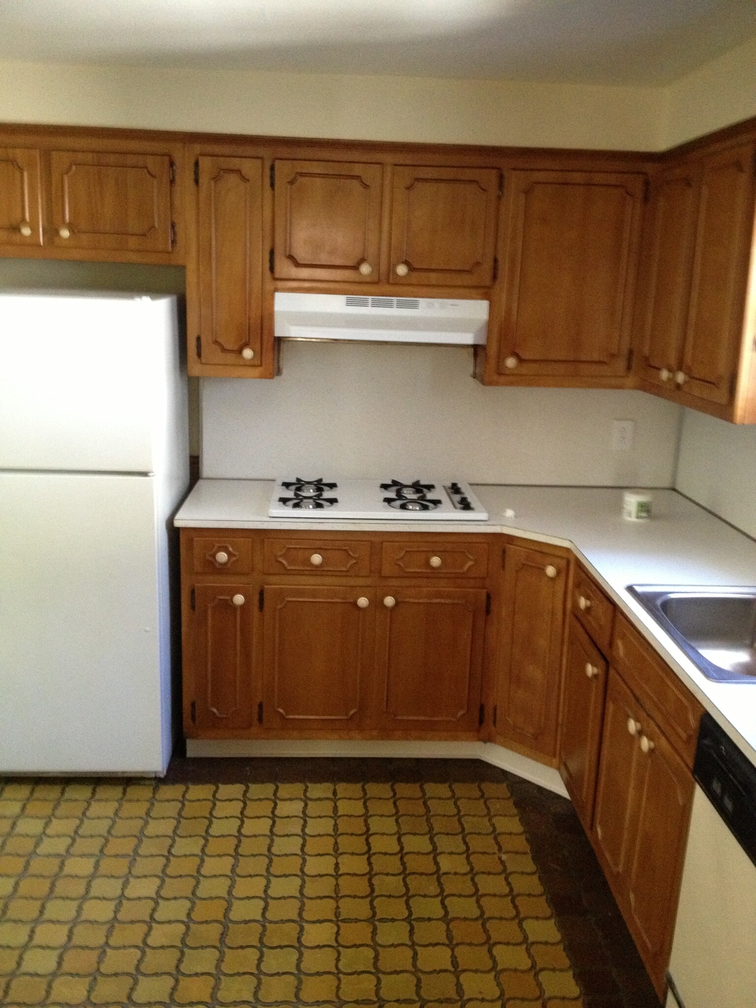 Building Photo - 106 2nd St