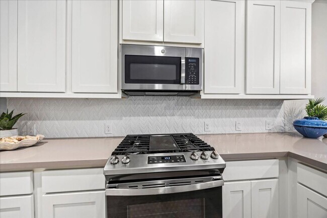 Building Photo - 2162 Wildrye Ln