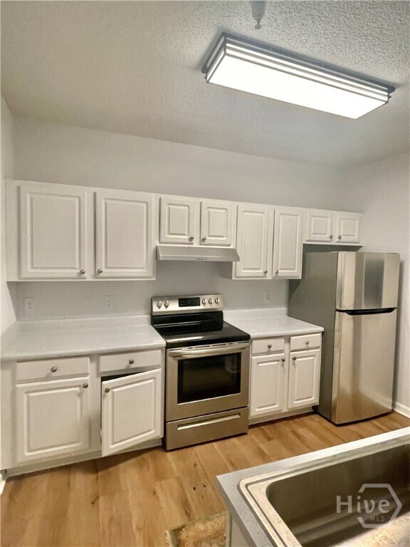 Building Photo - 3206 Walden Park Dr