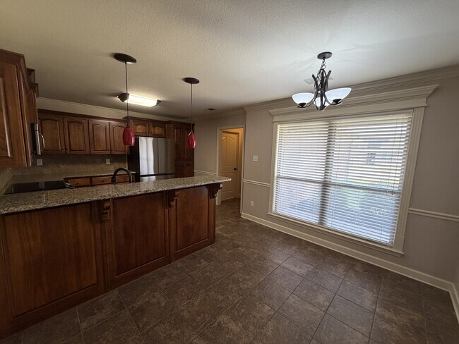 Building Photo - 1417 Puritan Dr