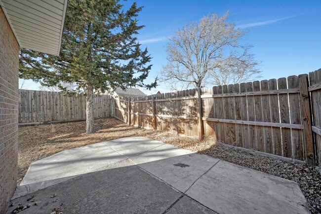 Building Photo - 4011 N 8th St