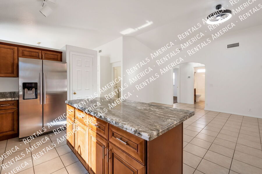 Building Photo - 295 N Hudson Pl