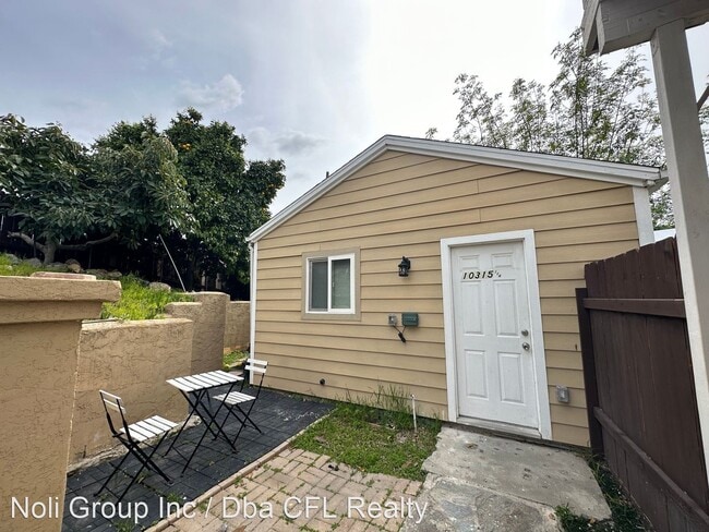 Primary Photo - Studio, 1 bath House - 10315 1/4 San Vicen...