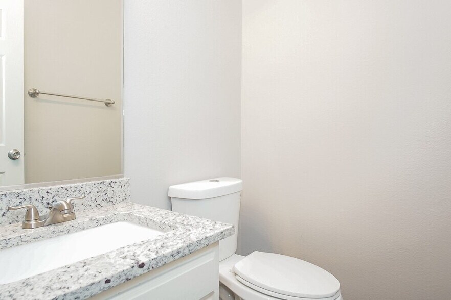 Building Photo - 245 Vertigo Tulip Ct