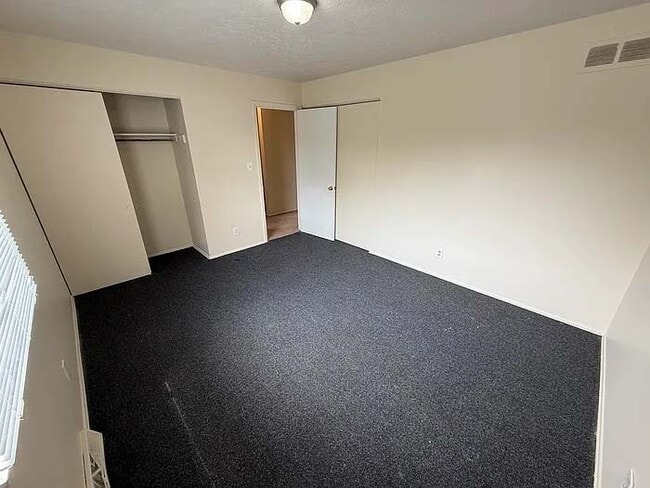 Building Photo - 2176 Thurmont Rd