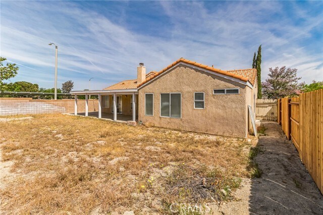 Building Photo - 6012 Sandpiper Pl