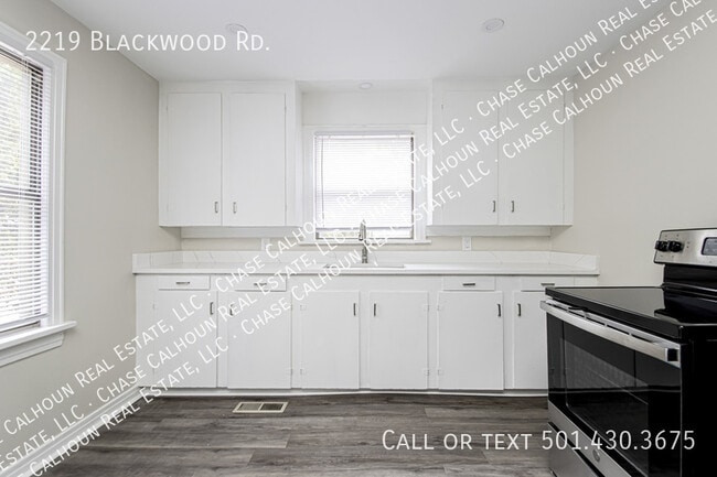 Building Photo - 2219 Blackwood Rd