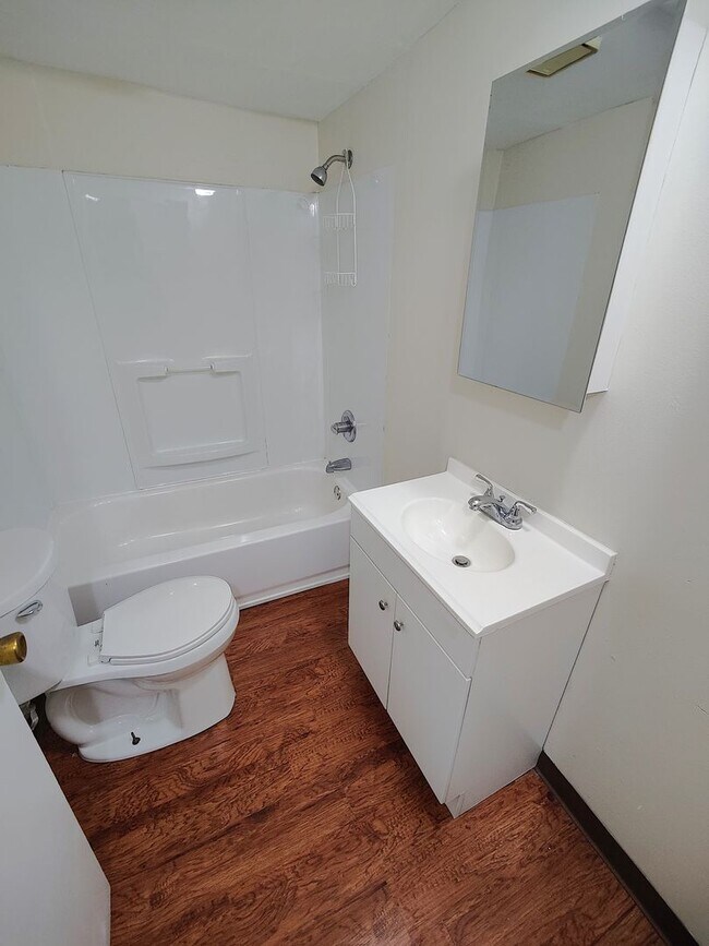 Building Photo - 2663 S 18th St