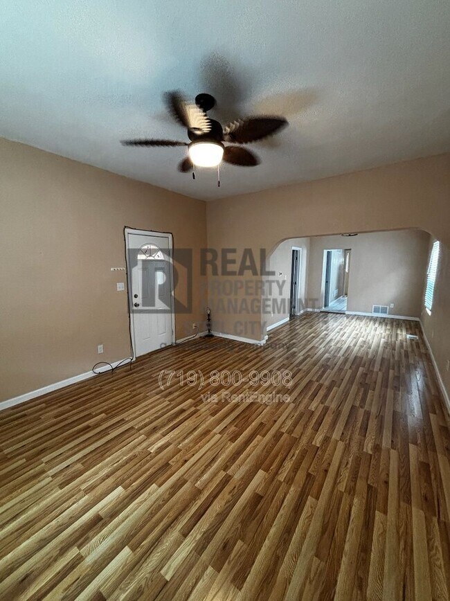 Building Photo - 218 Polk St