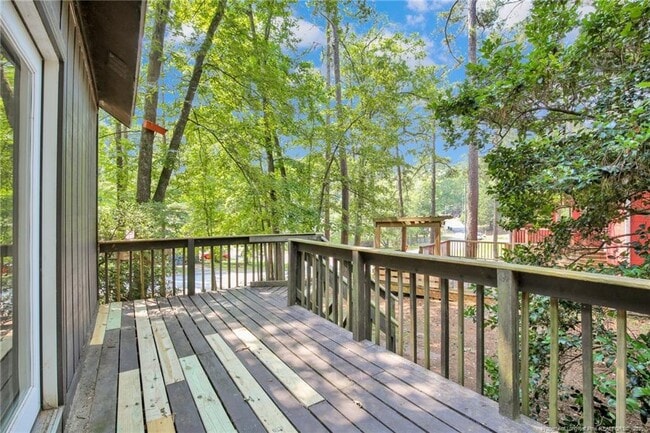 Building Photo - 325 Watergap Dr