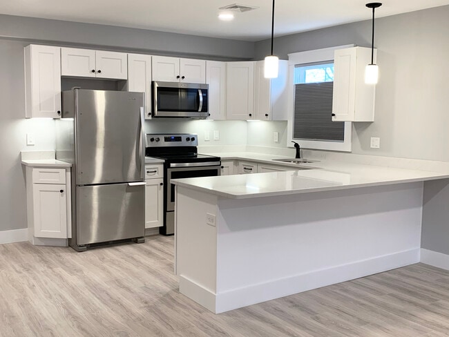 Building Photo - The Suites at Pawtucketville