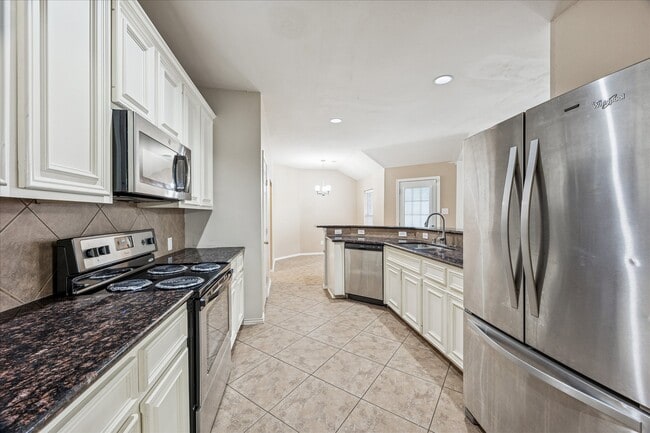 Building Photo - 11914 White Water Bay Dr