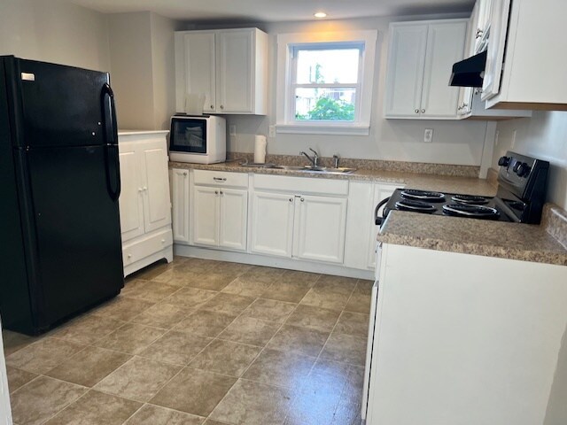 Kitchen - 44 N Spring St