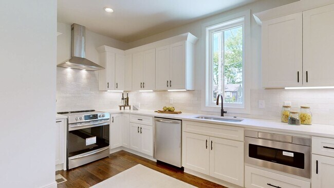 Building Photo - Turn-Key Luxury Rental: Brand-New 4BD + Office w/ Private Sunset Rooftop