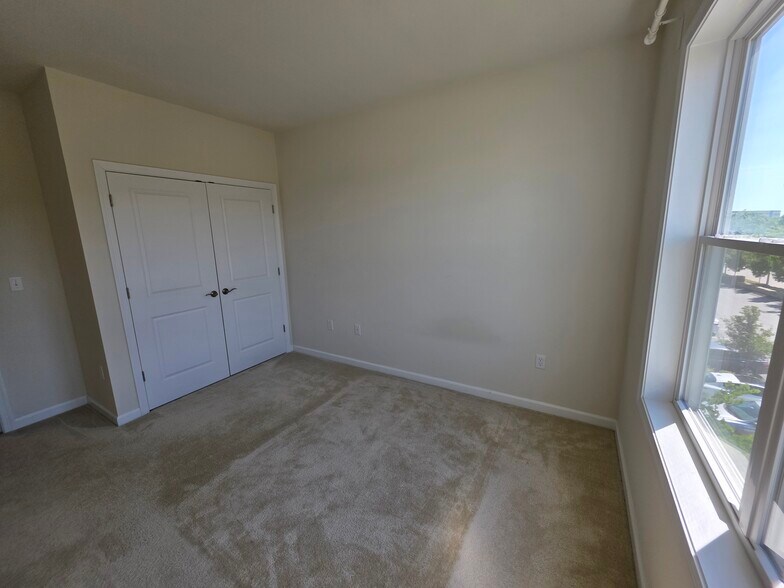 Building Photo - 110 Trotter Rd