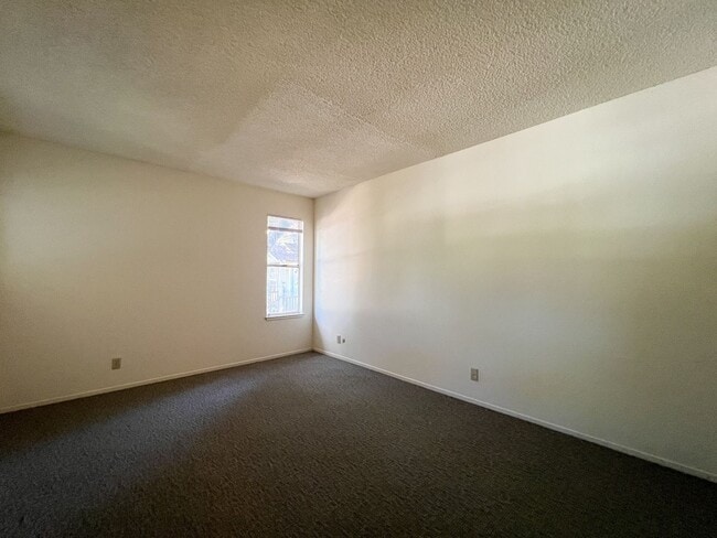 Building Photo - 1201-1213 Eggleston St.