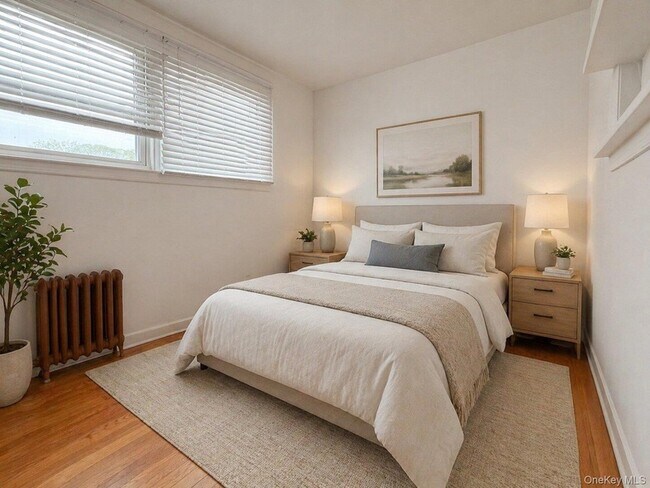 Building Photo - 14717 15th Avenue Unit 1FL