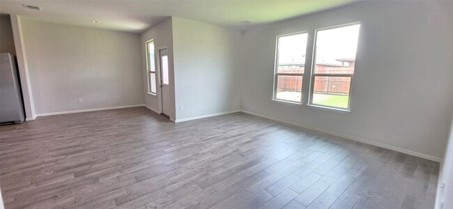Building Photo - 9021 Eagles Landing Dr