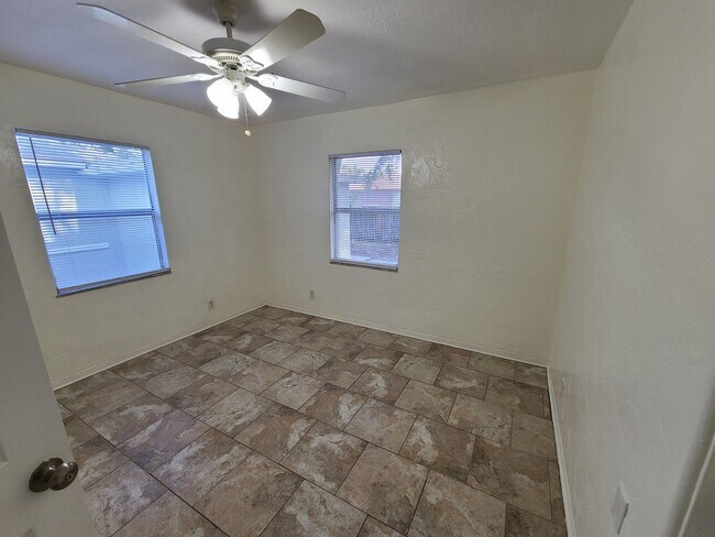 Building Photo - Stunning Corner-Lot Rental: 4BR/2BA with Courtyard