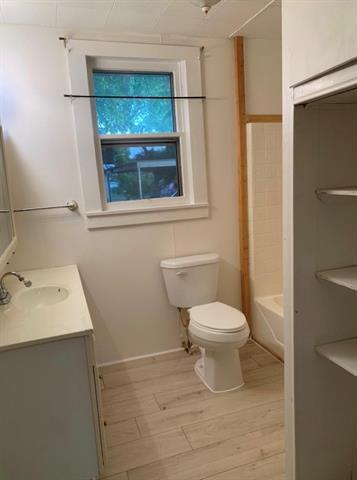 Building Photo - 1001 S 27th St