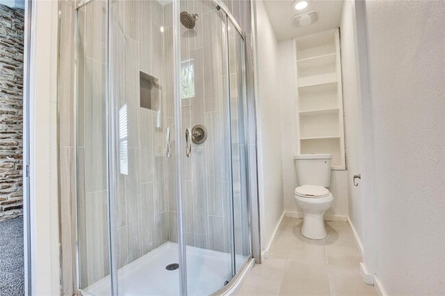 Building Photo - 7305 Grand Canyon Dr
