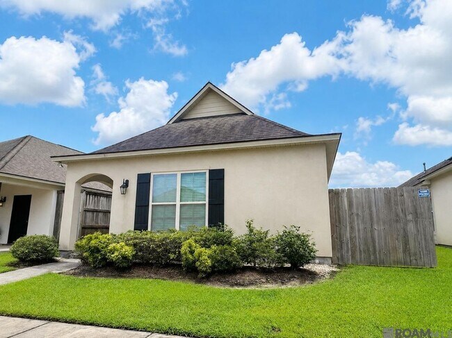 Building Photo - 1439 Granby Dr