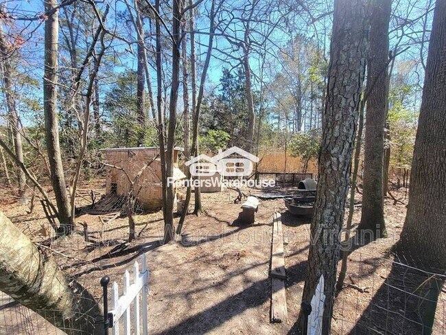 Building Photo - 2135 Sunset Maple Ln