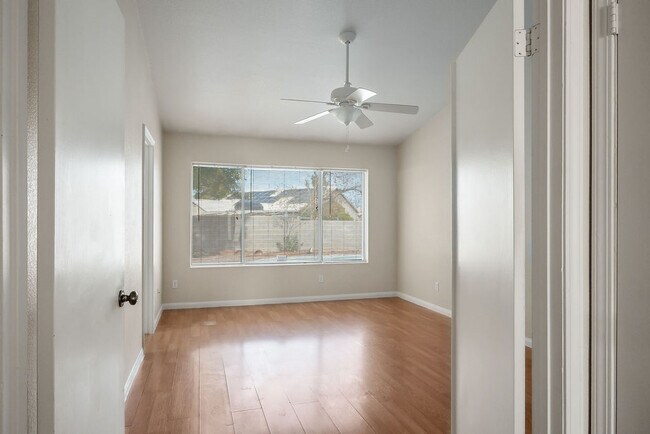 Building Photo - 4408 Rippling Brook Dr