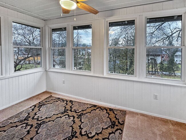 Building Photo - 1116 Woodmont Ave