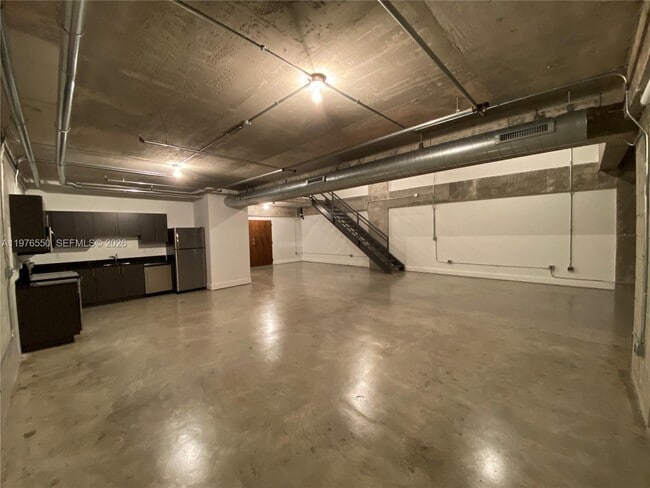 Building Photo - 1749 NE Miami Ct